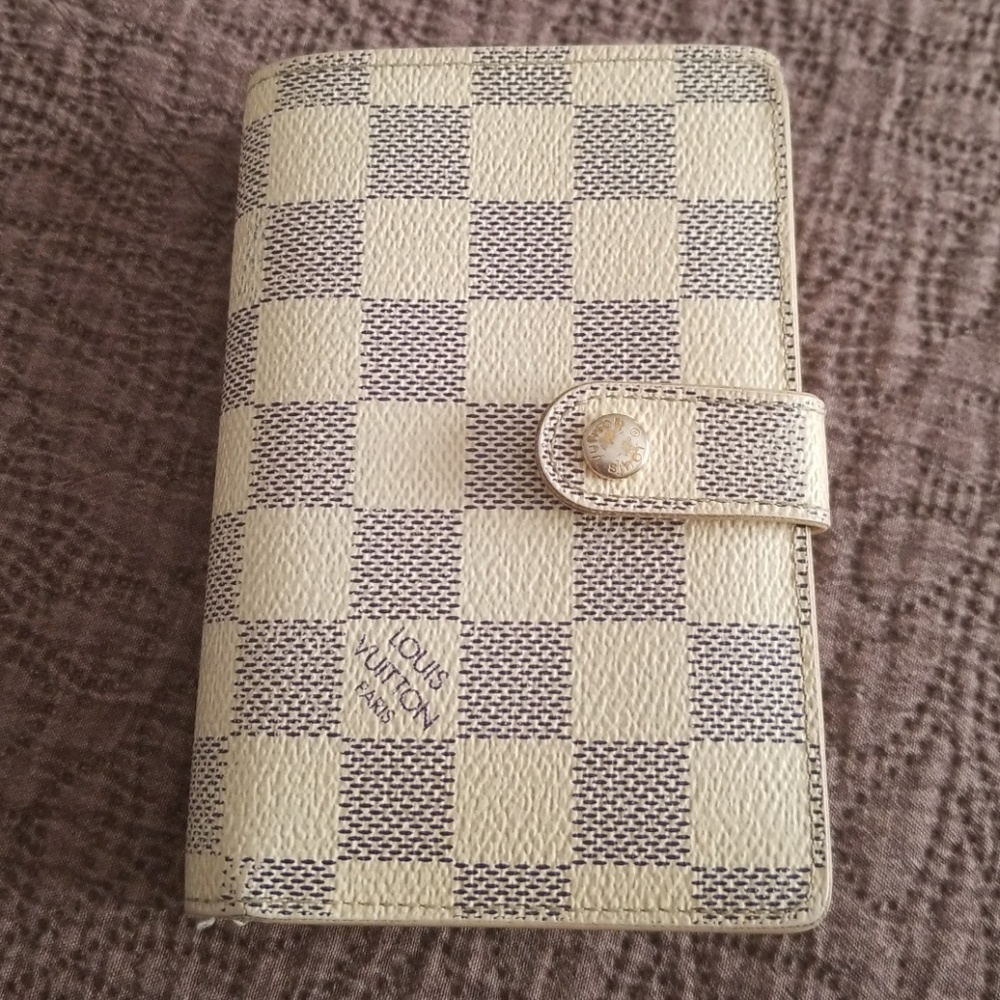 Authentic Louis Vuitton Damier Azur Wallet
